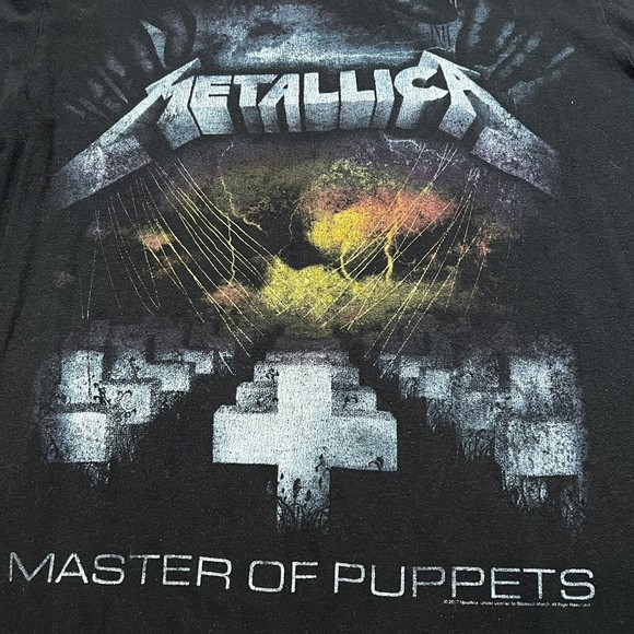 METALLICA Master of Puppets ~ Small ~ 2017 Old Navy Colectabilitees T Shirt - Picture 2 of 8